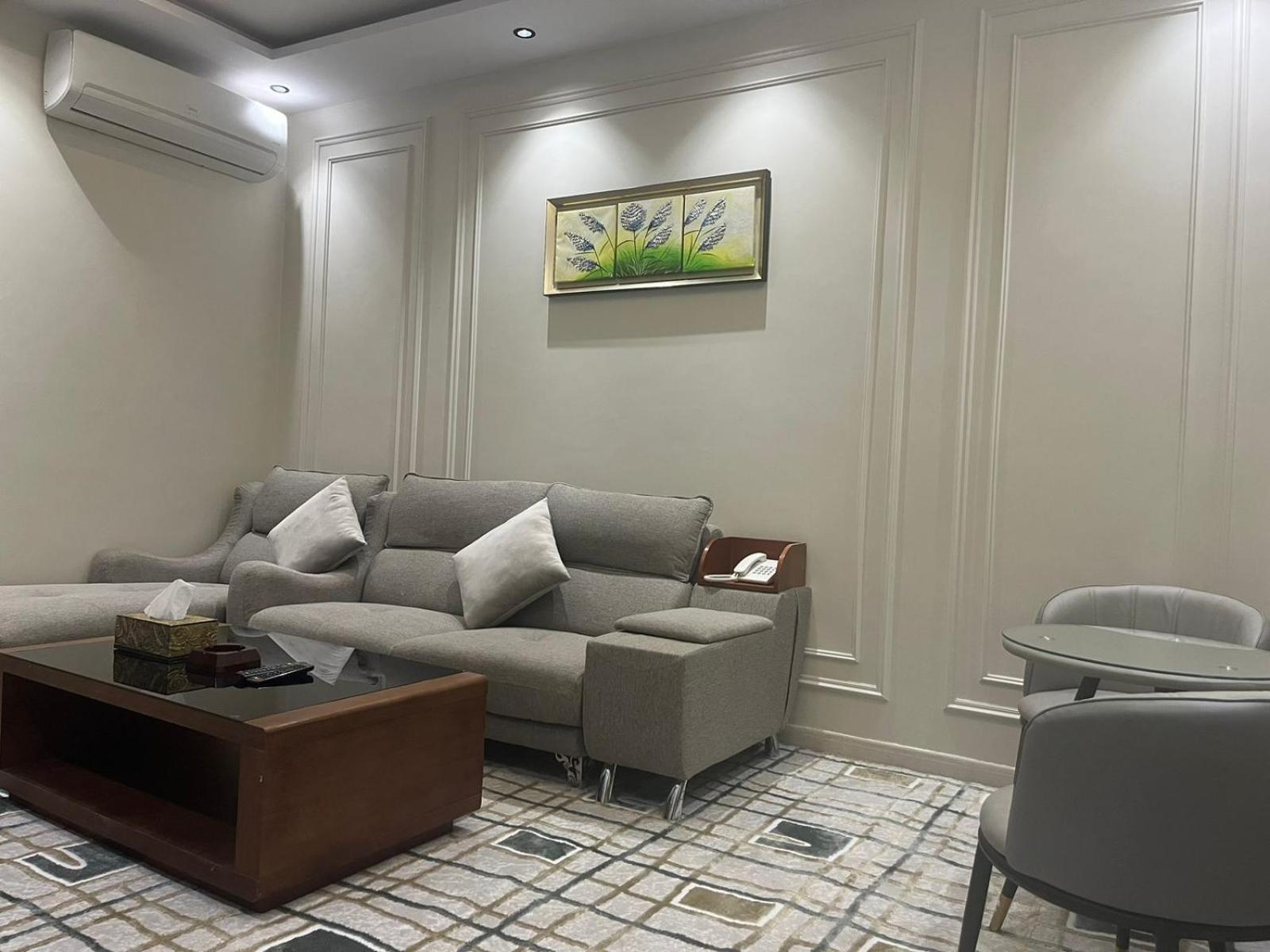 Nourth House Aparthotel Al Qurayyat Bagian luar foto