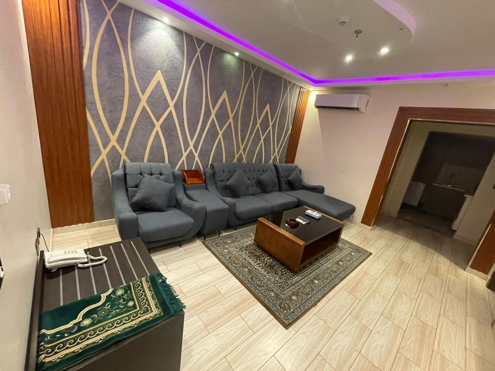 Nourth House Aparthotel Al Qurayyat Bagian luar foto